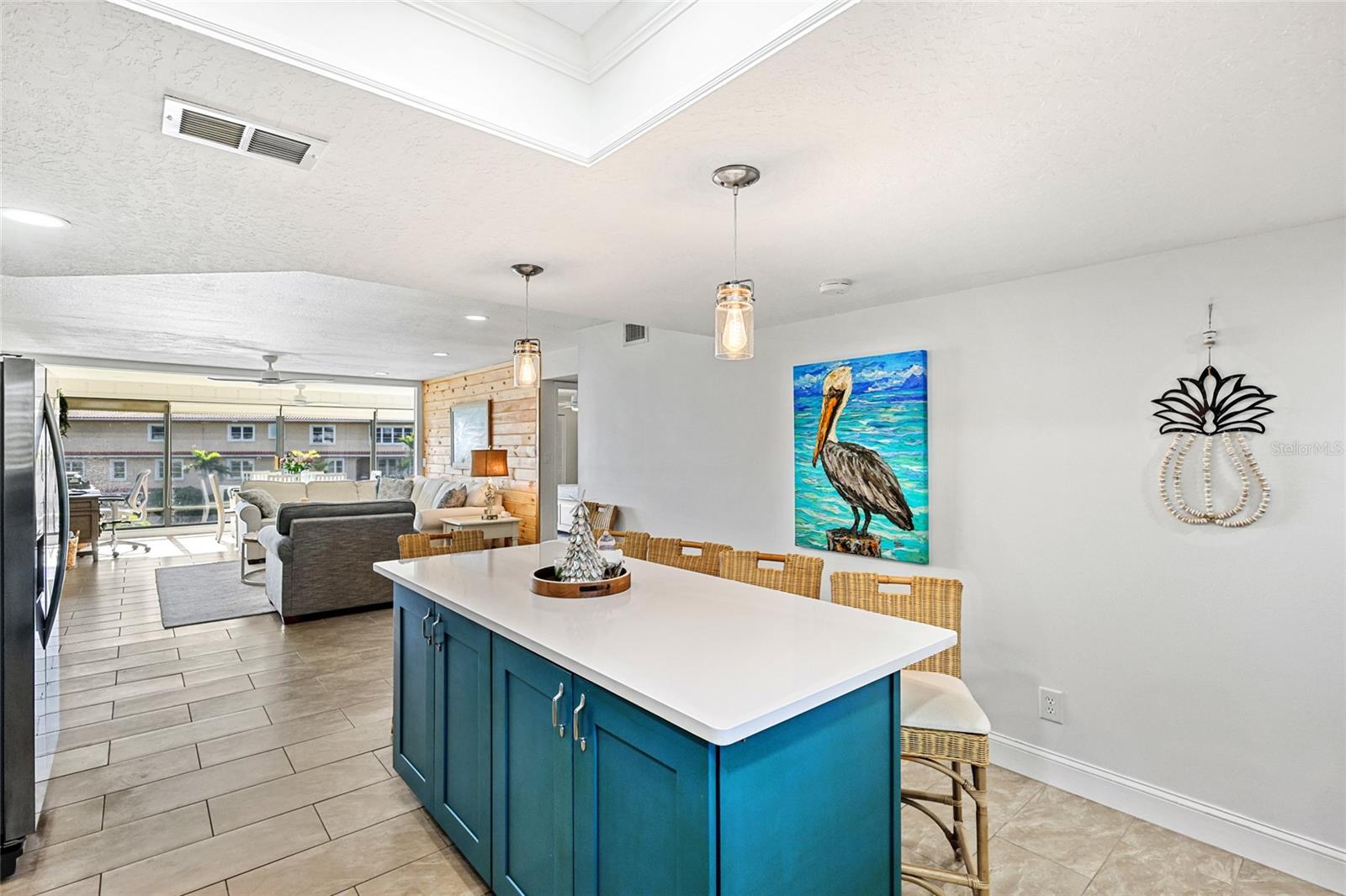 Image 10 of 38 For 6500 Flotilla Drive 196