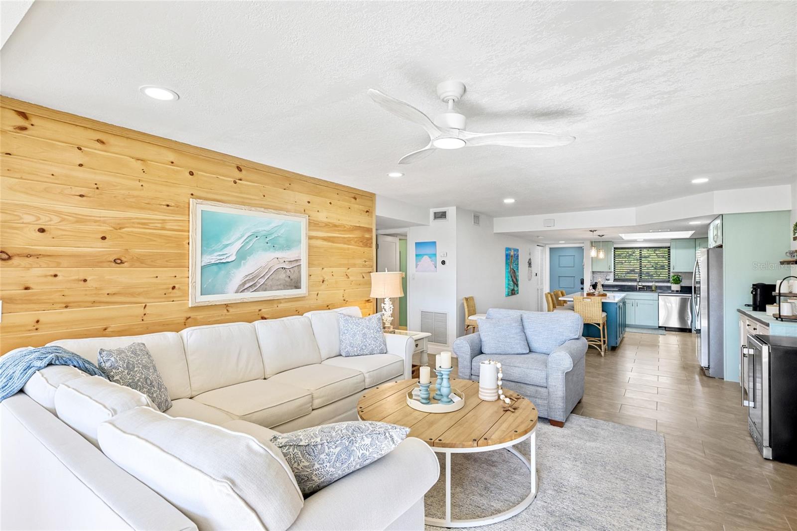 Image 16 of 38 For 6500 Flotilla Drive 196