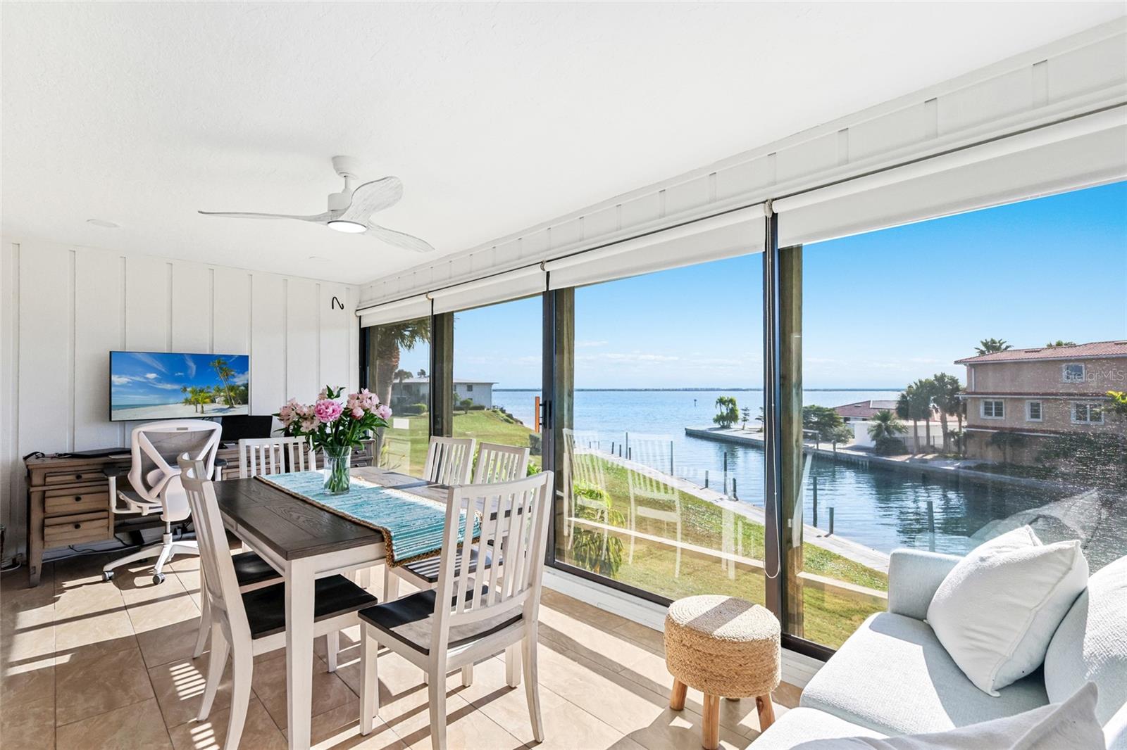 Image 18 of 38 For 6500 Flotilla Drive 196