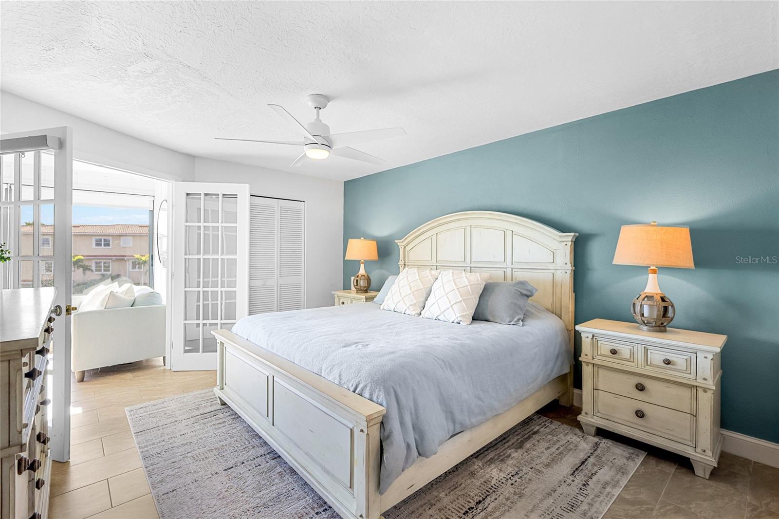 Image 21 of 38 For 6500 Flotilla Drive 196