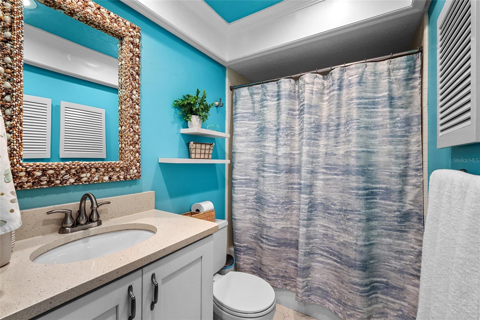 Image 27 of 38 For 6500 Flotilla Drive 196