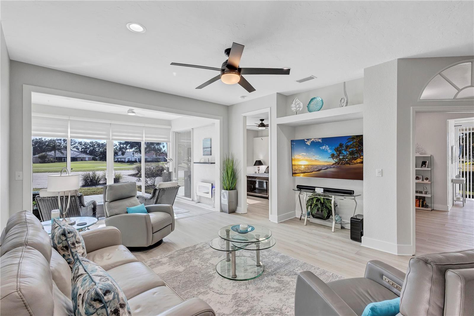 Image 10 of 62 For 6912 Stoneywalk Court