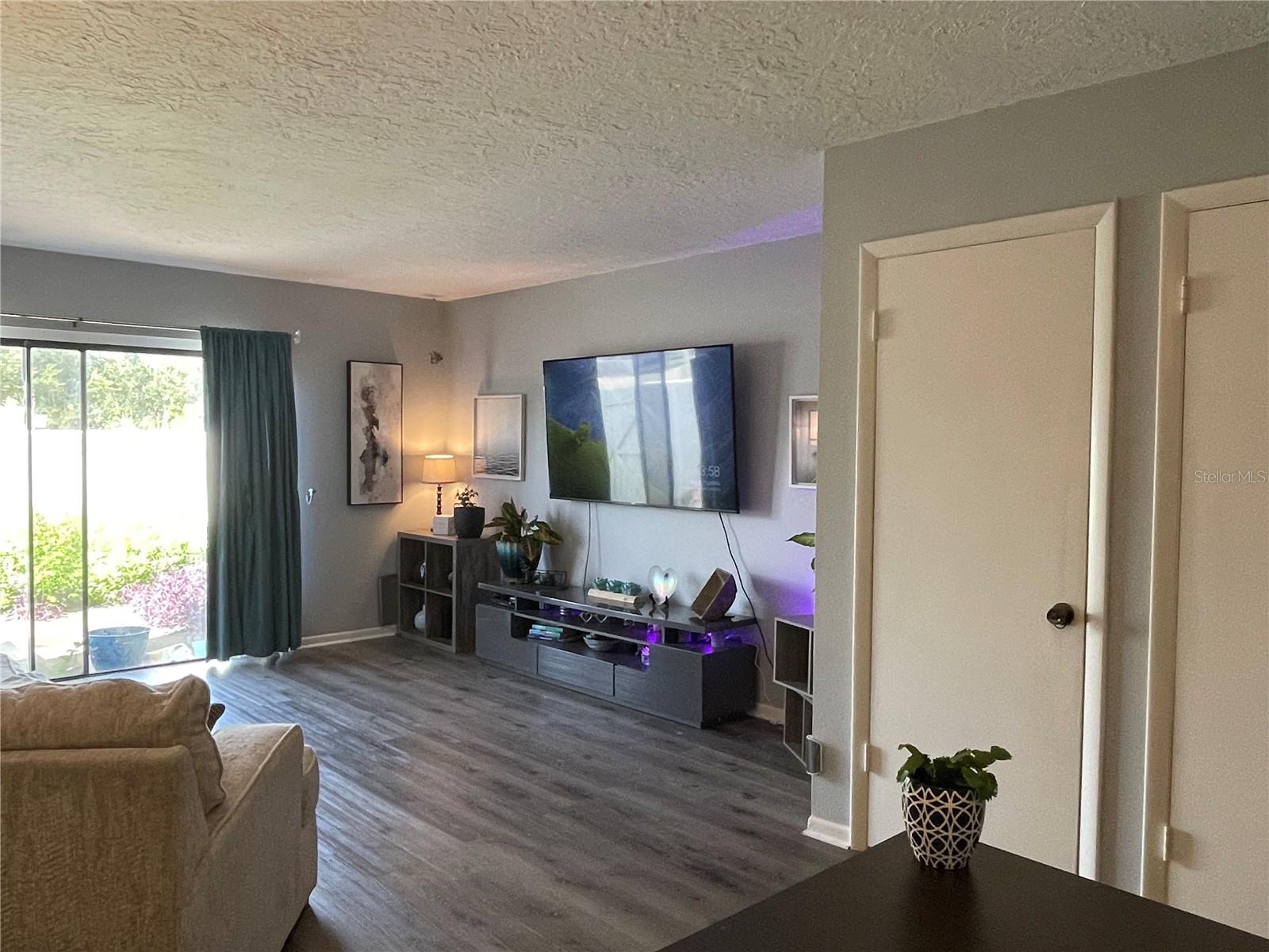 Image 2 of 20 For 8800 Bardmoor Boulevard 23