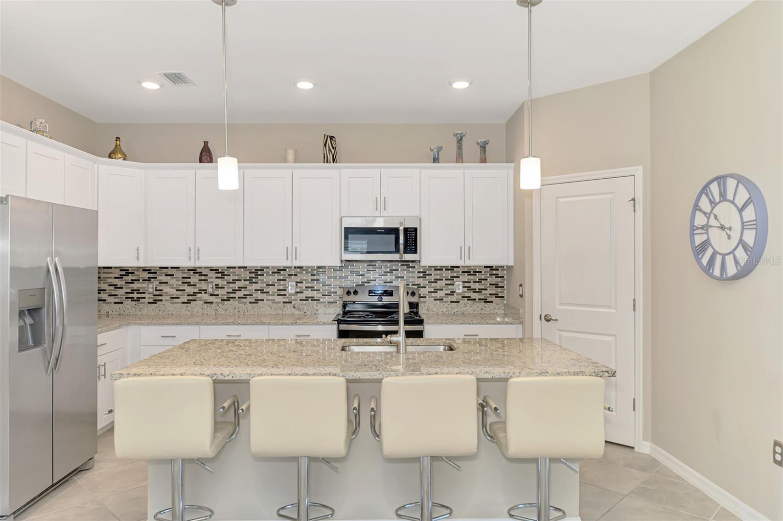 Image 16 of 46 For 1932 Isles Road