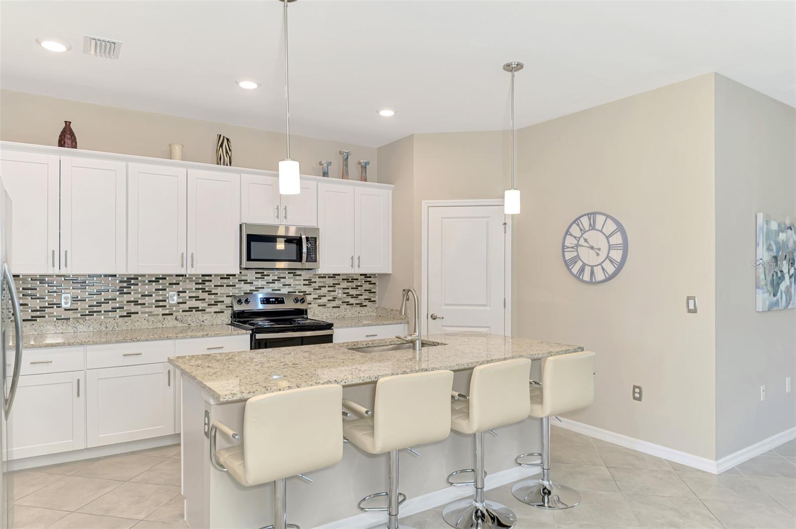 Image 17 of 46 For 1932 Isles Road