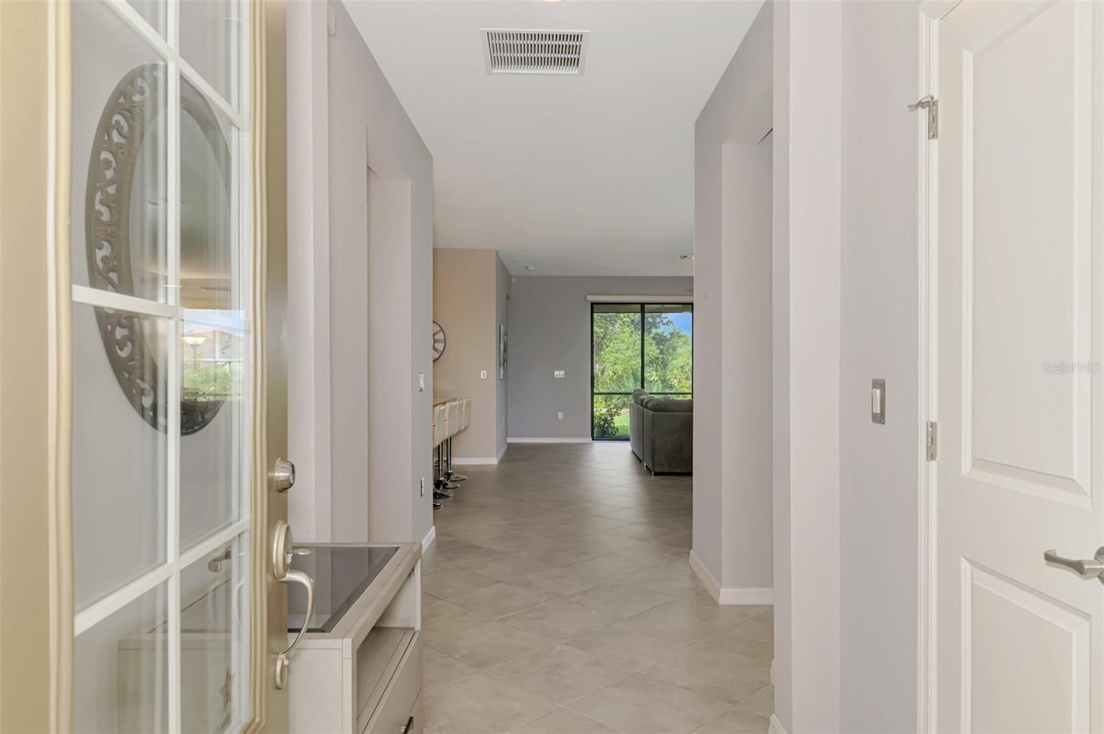 Image 6 of 46 For 1932 Isles Road