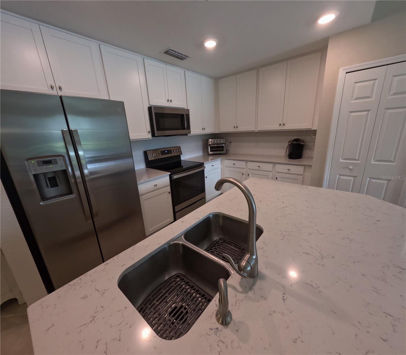 Image 23 of 23 For 17626 Gawthrop Drive 201