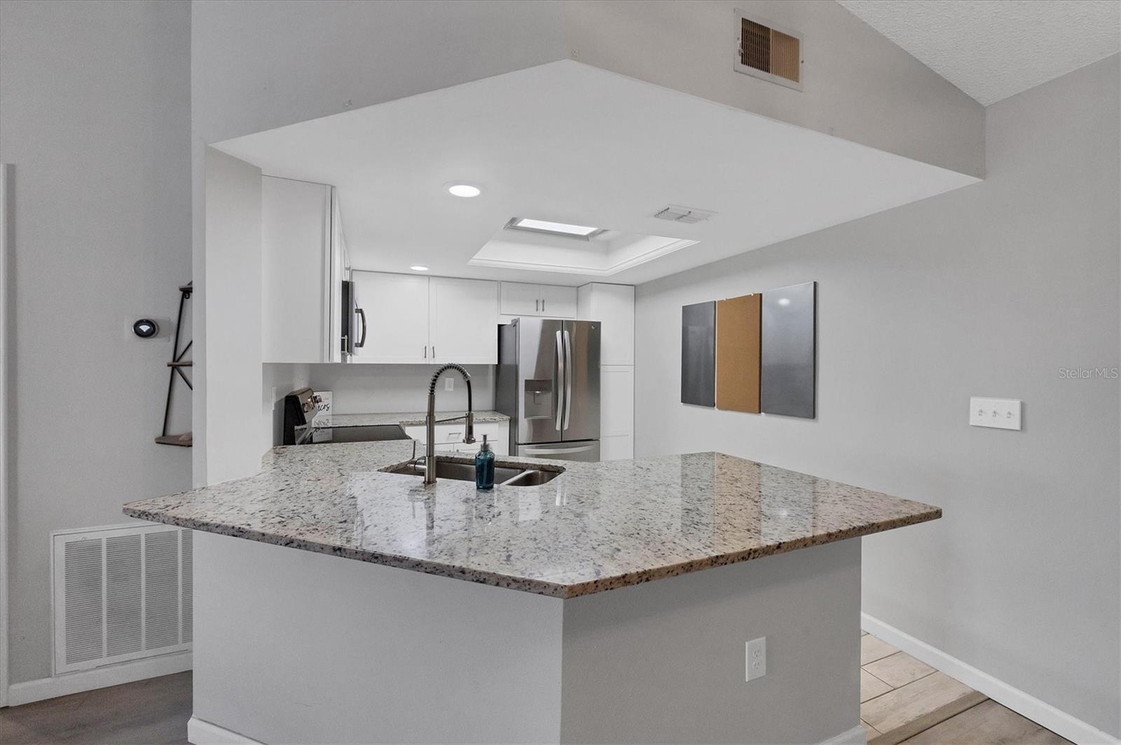 Image 12 of 30 For 4148 Center Pointe Circle 60a