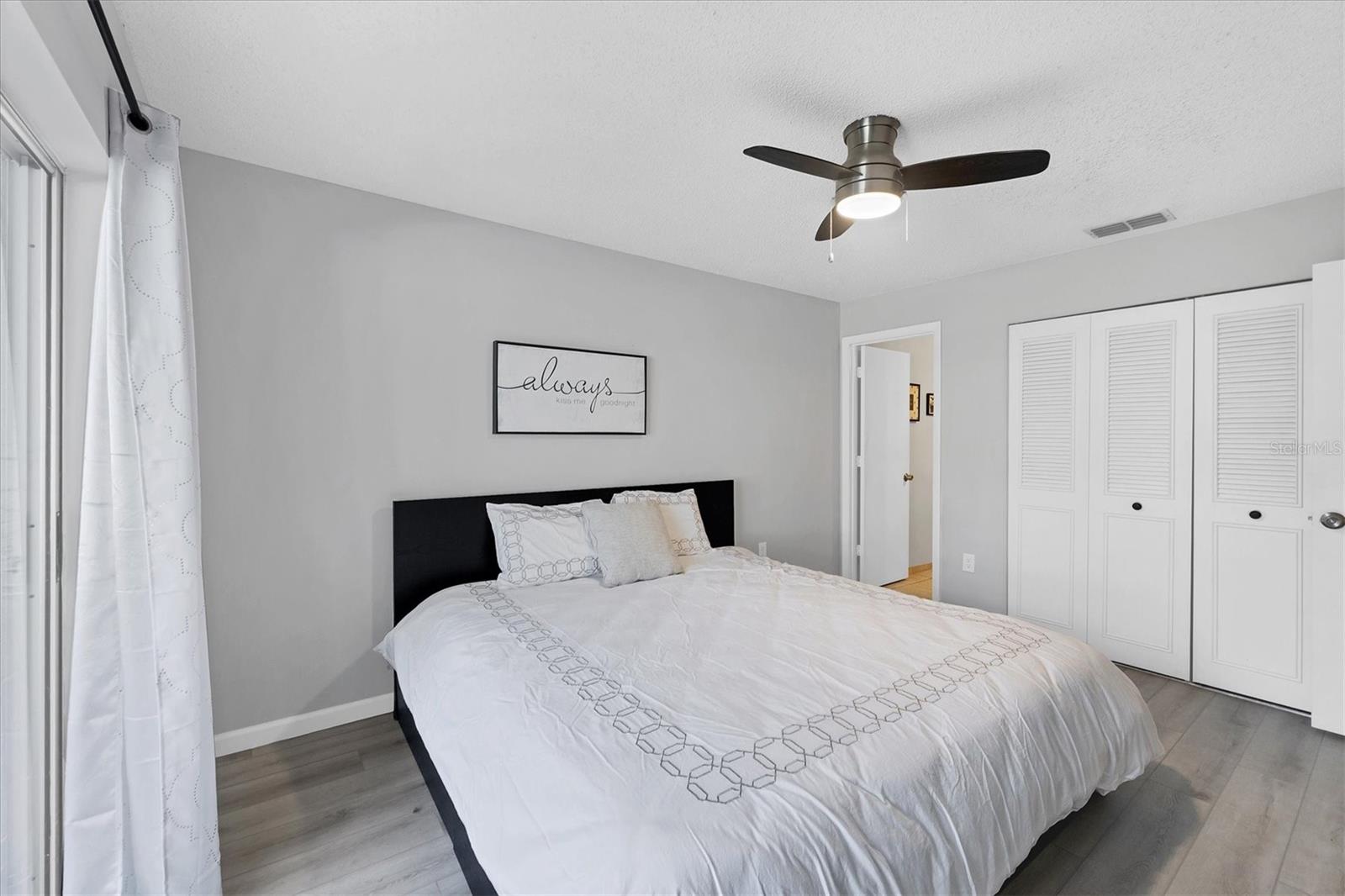 Image 14 of 30 For 4148 Center Pointe Circle 60a