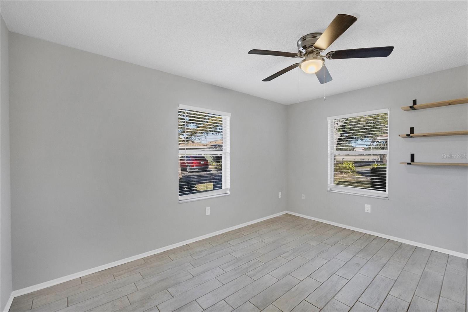 Image 16 of 30 For 4148 Center Pointe Circle 60a