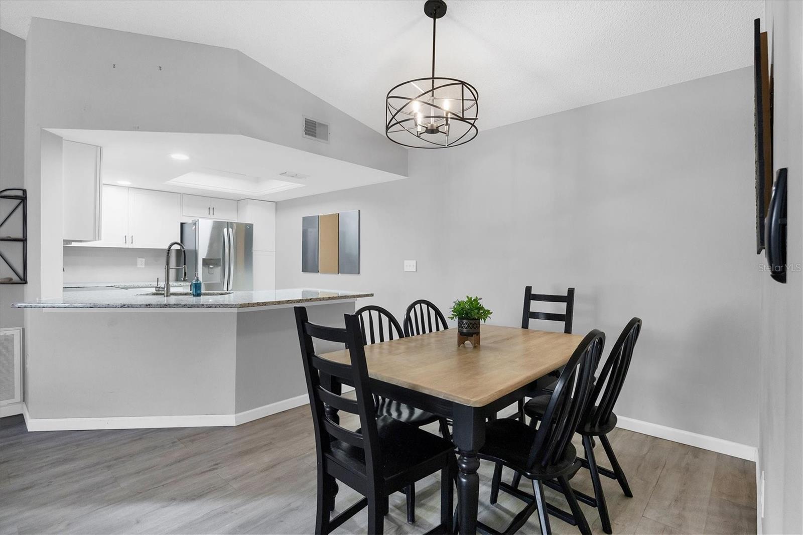 Image 8 of 30 For 4148 Center Pointe Circle 60a