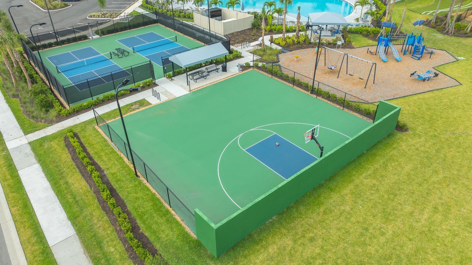 Image 71 of 75 For 17543 Savory Mist Circle