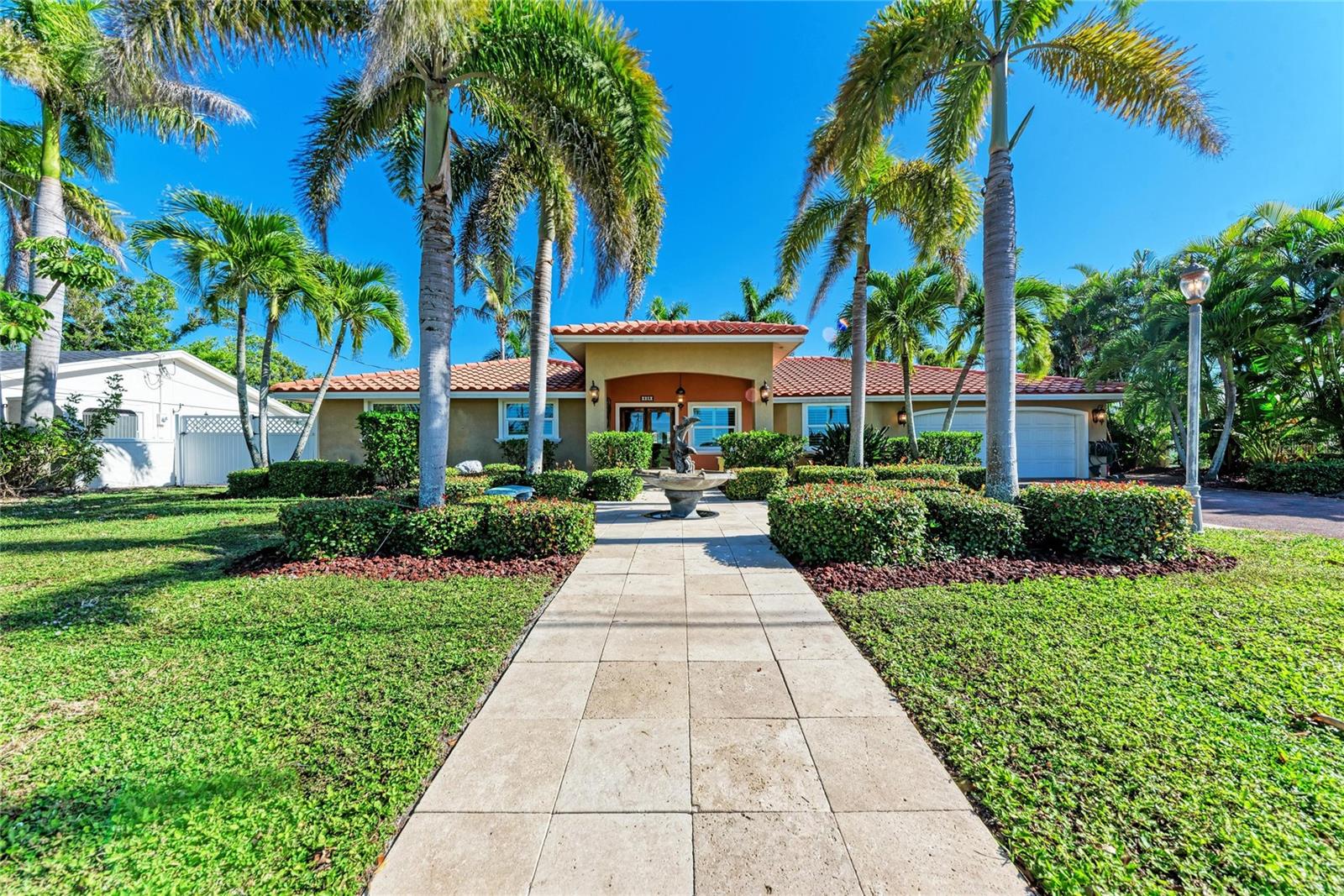 Image 10 of 68 For 608 Hampshire Lane