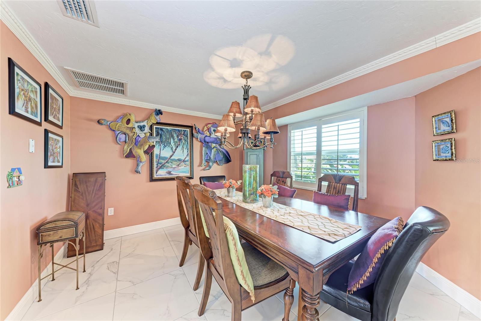 Image 22 of 68 For 608 Hampshire Lane