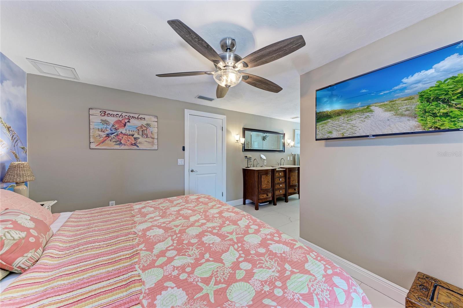 Image 36 of 68 For 608 Hampshire Lane