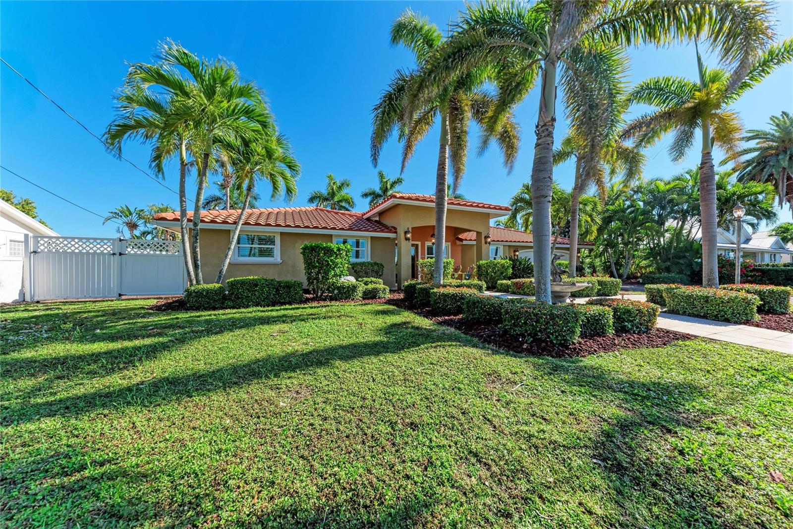 Image 9 of 68 For 608 Hampshire Lane