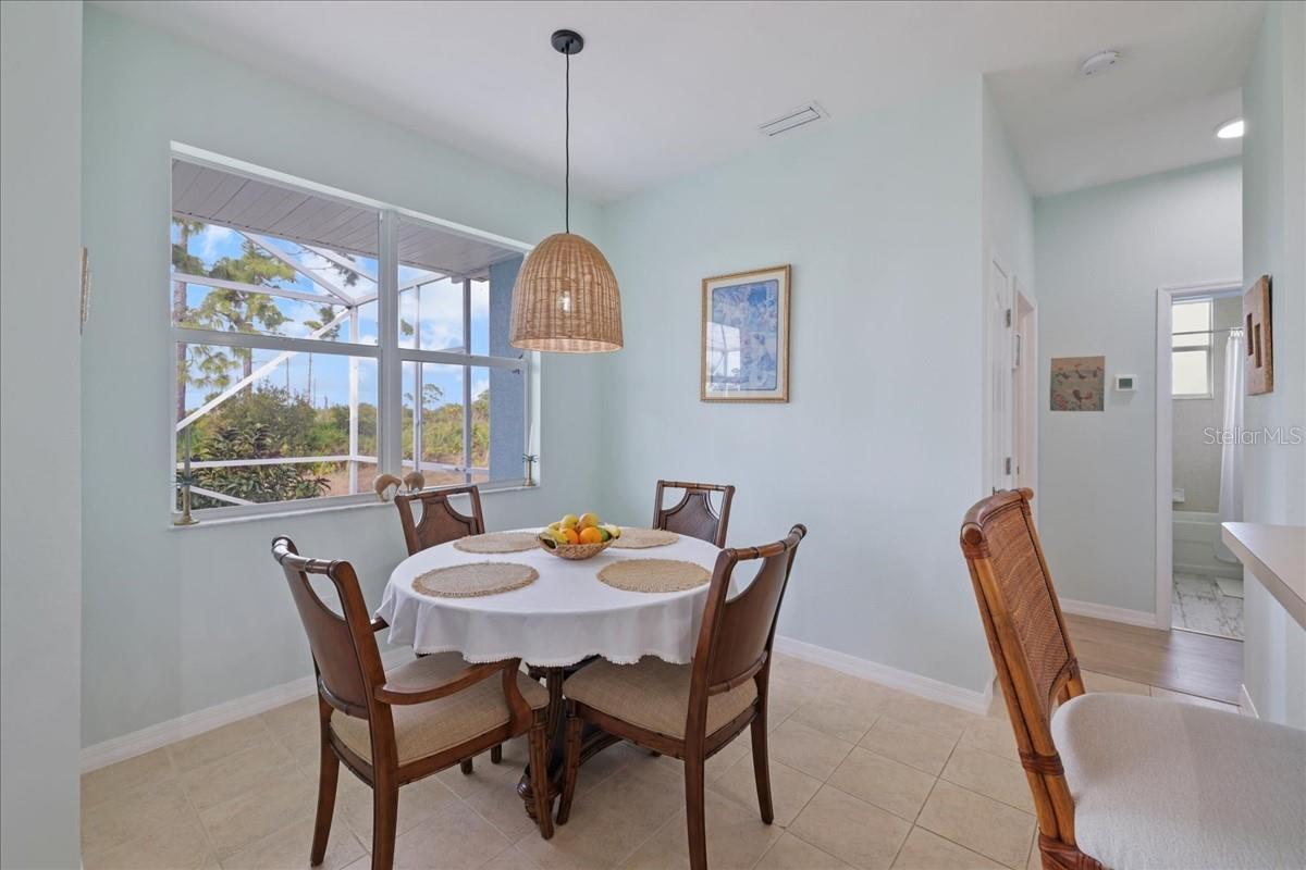 Image 13 of 45 For 8 And 10 Abaft Place