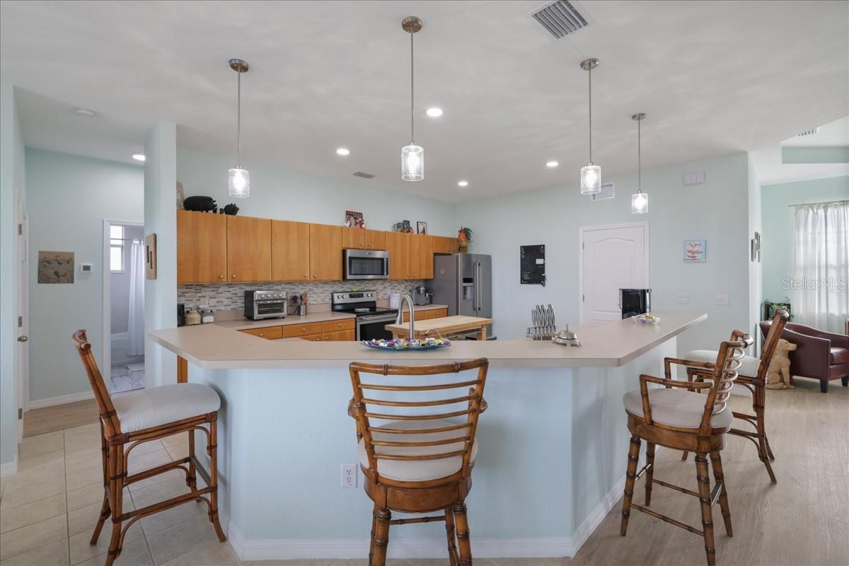 Image 8 of 45 For 8 And 10 Abaft Place