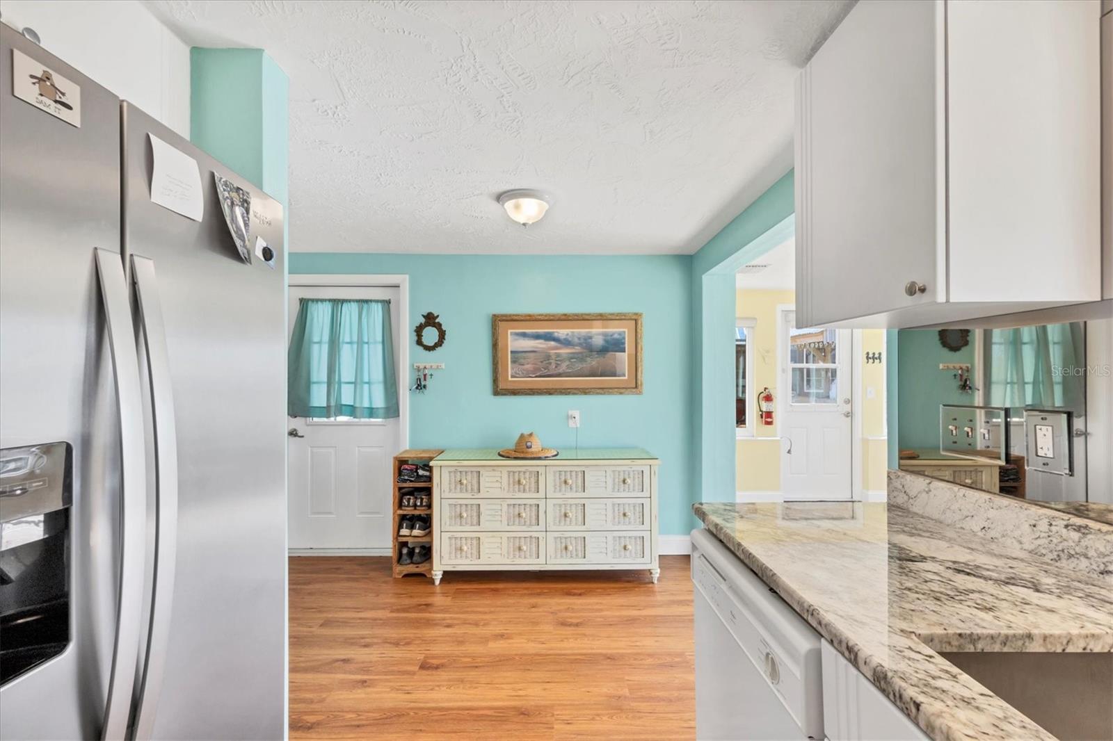 Image 13 of 43 For 825 5th Street