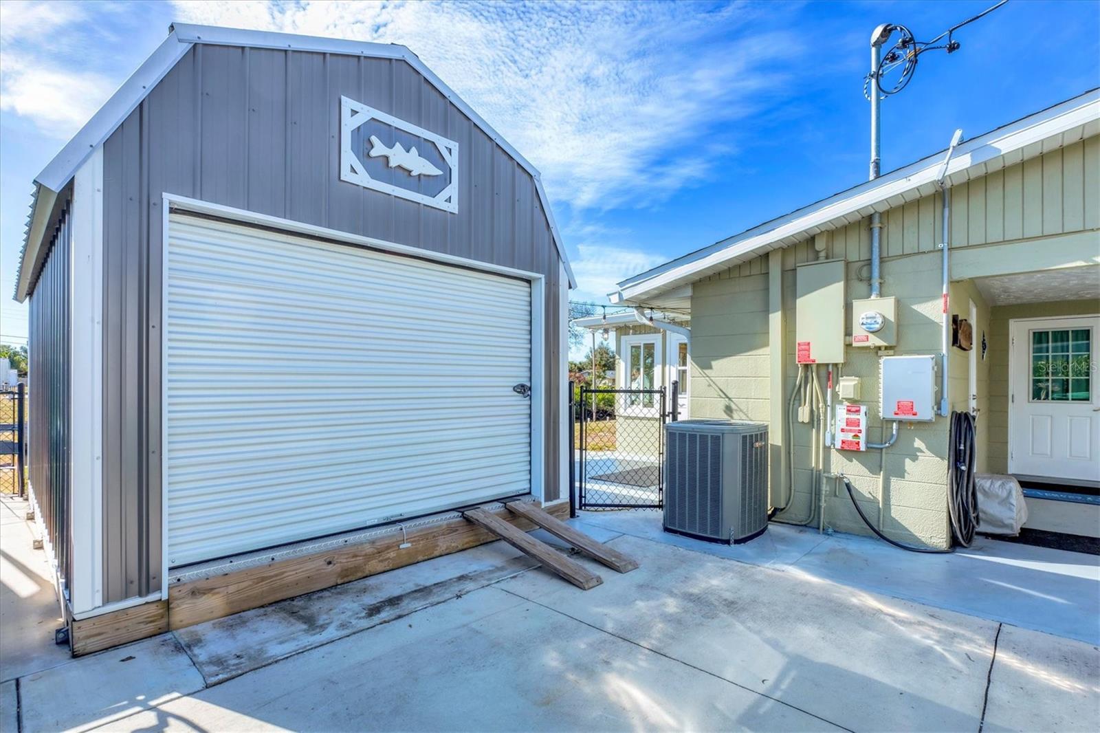 Image 28 of 43 For 825 5th Street