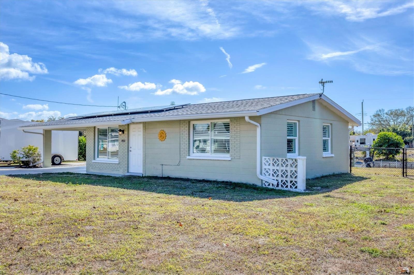 Image 5 of 43 For 825 5th Street