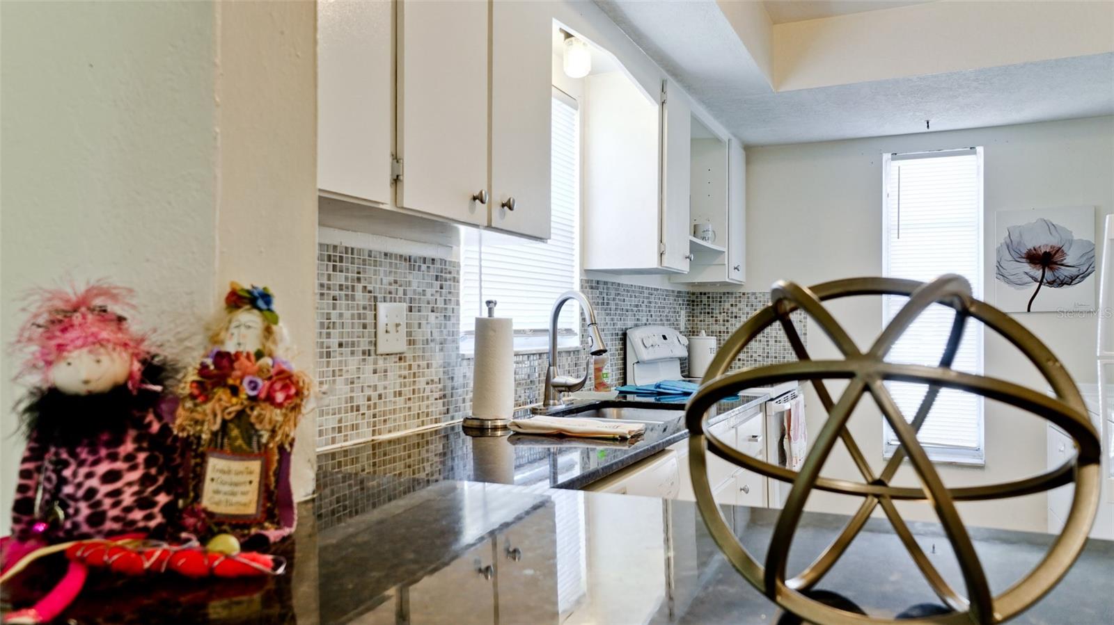 Image 9 of 50 For 7811 43rd Avenue Drive W 19-a