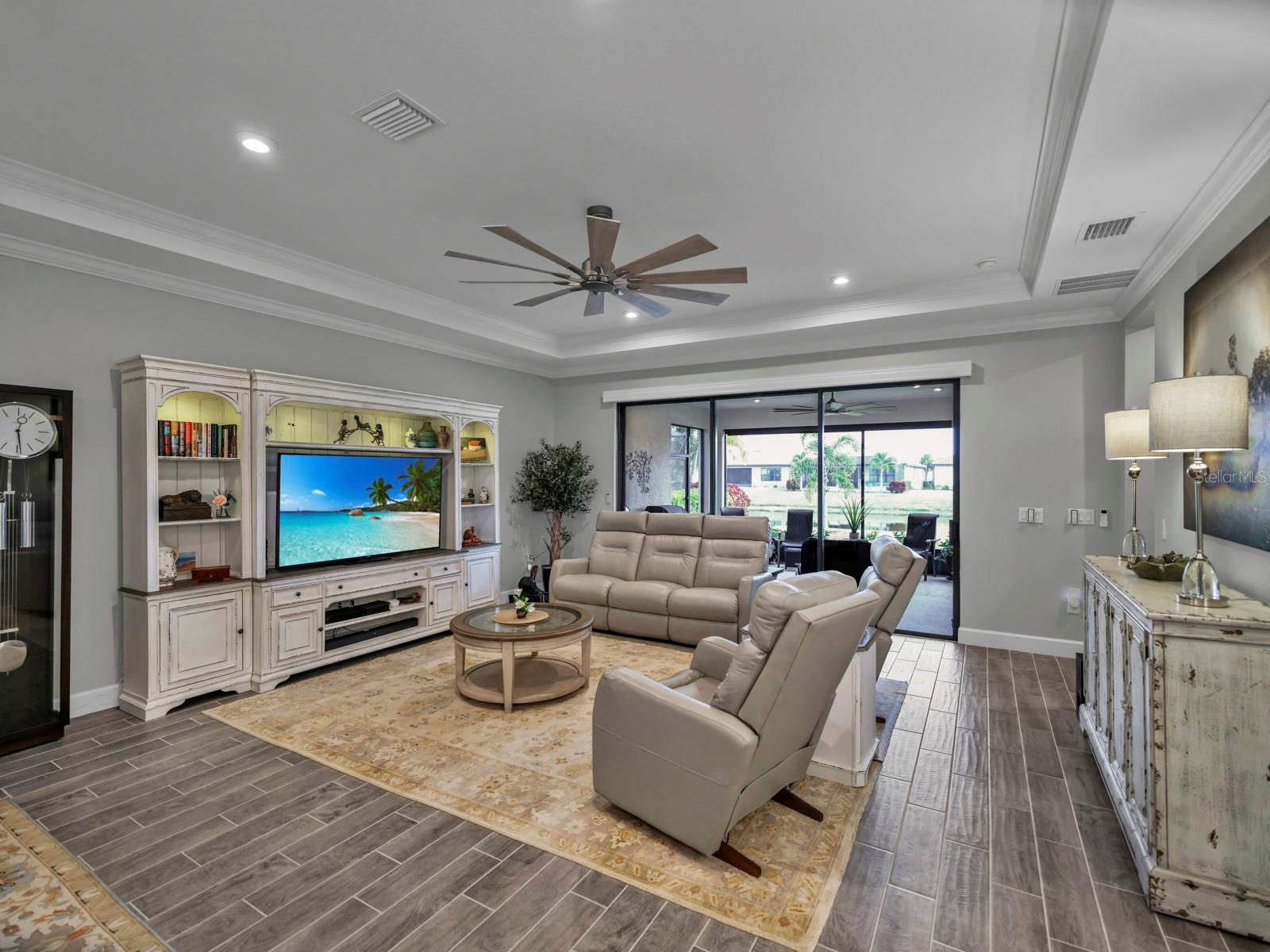 Image 16 of 59 For 11120 Devonbridge Drive