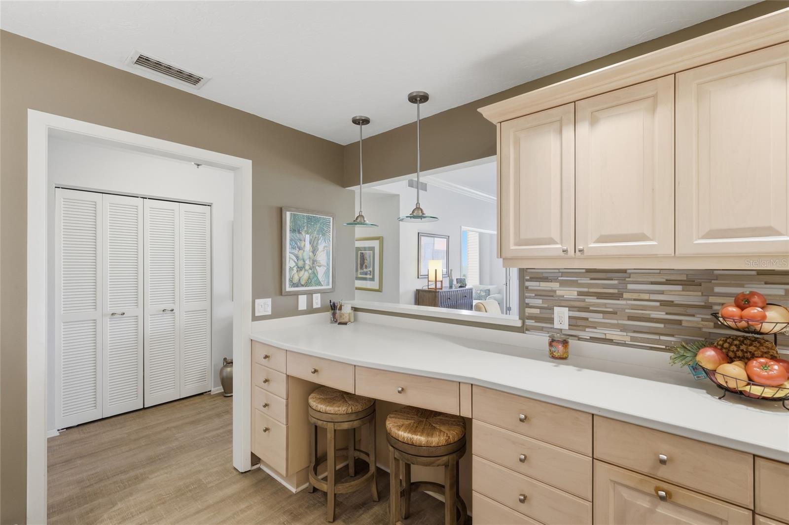 Image 10 of 63 For 1965 Gulf Of Mexico Drive G5-407