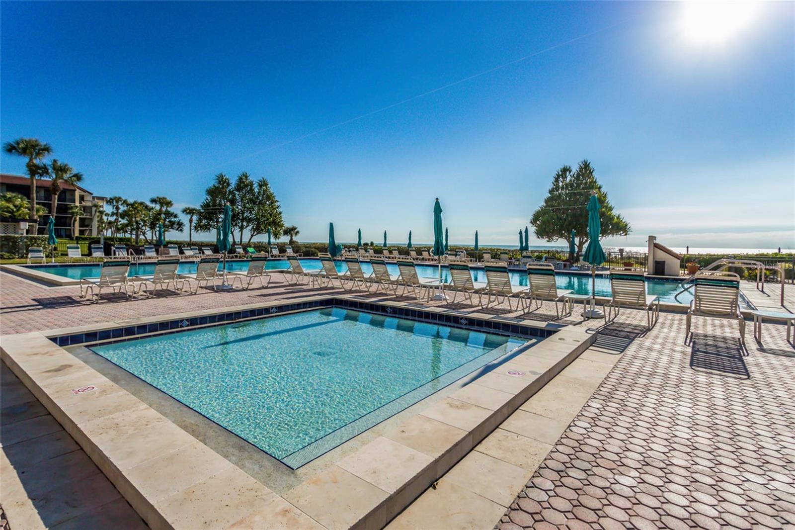 Image 40 of 62 For 1975 Gulf Of Mexico Drive G4-309