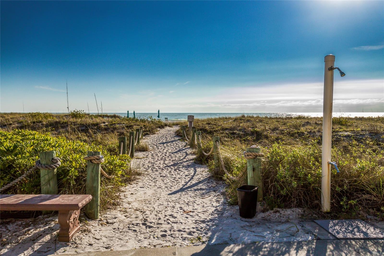 Image 52 of 62 For 1975 Gulf Of Mexico Drive G4-309
