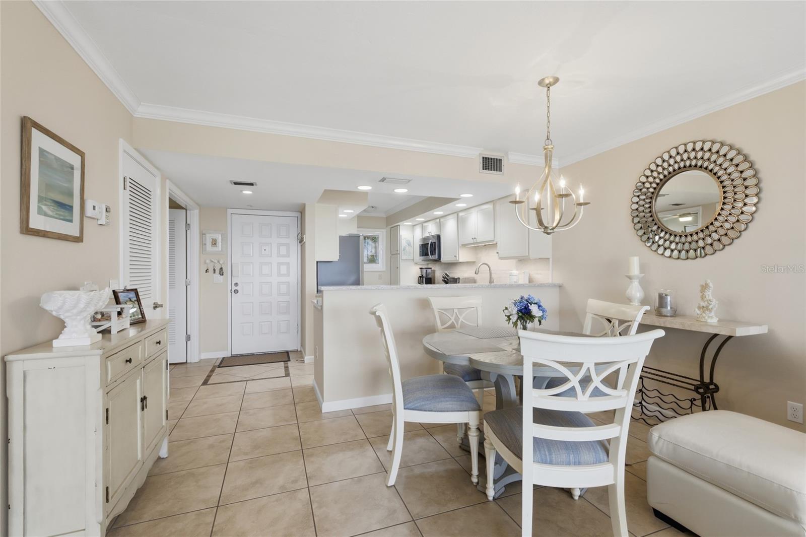 Image 8 of 62 For 1975 Gulf Of Mexico Drive G4-309