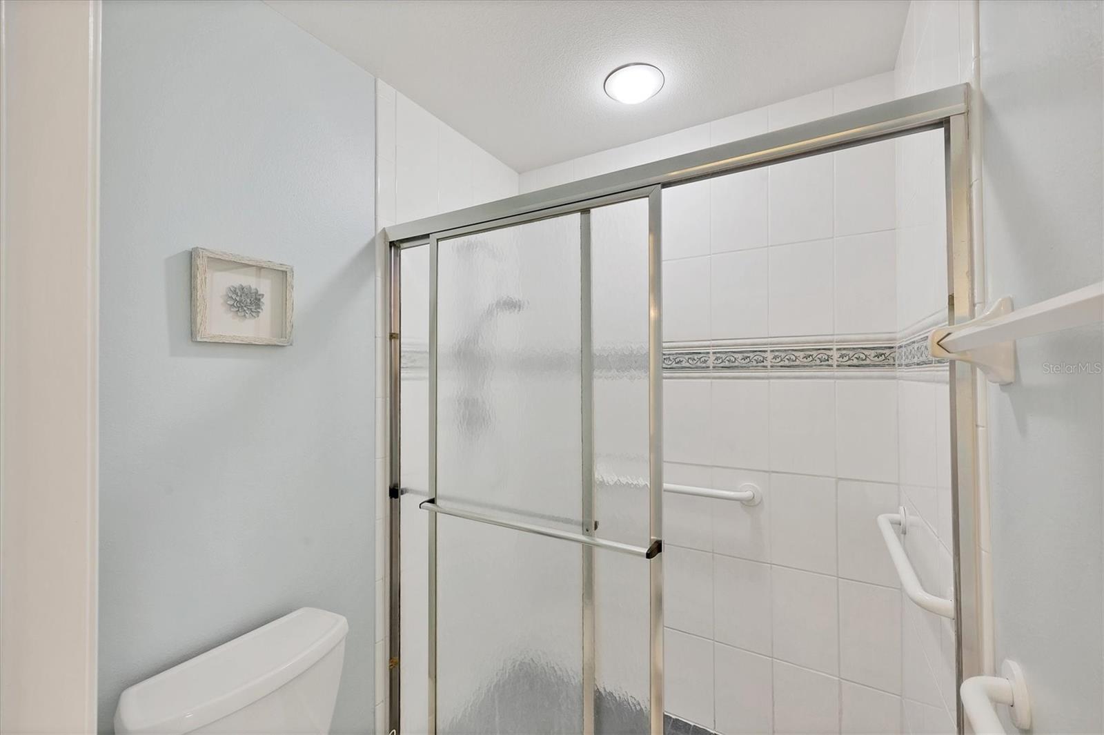 Image 22 of 78 For 8735 Olde Hickory Avenue 8303