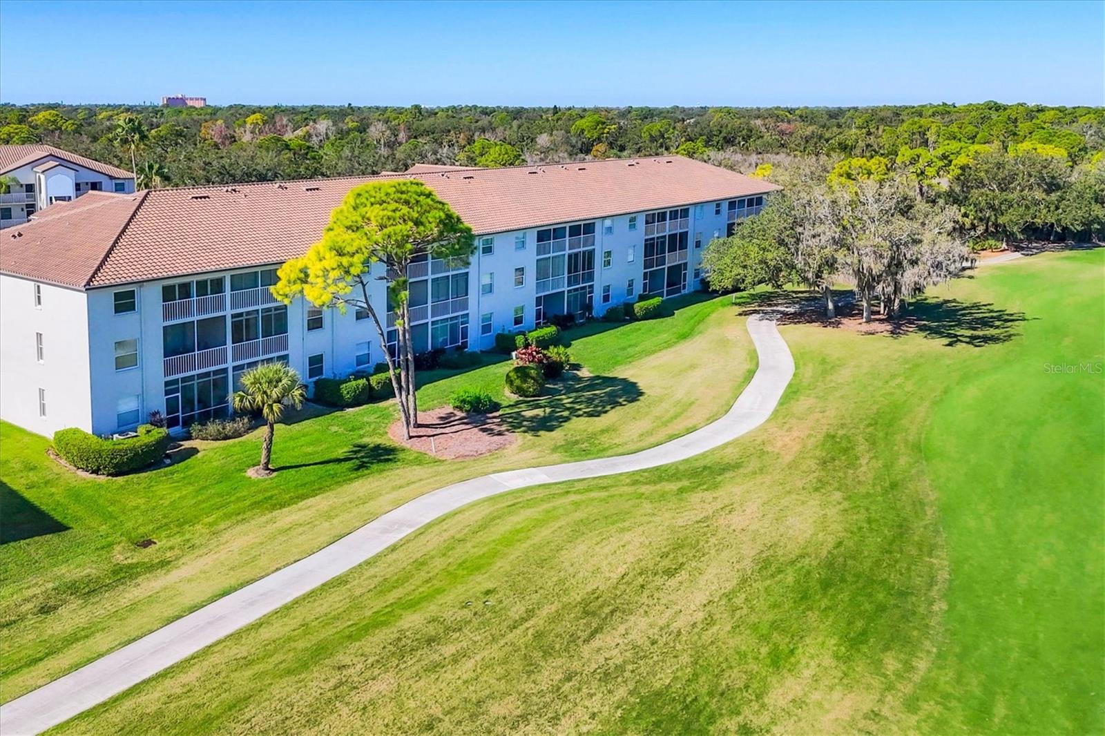 Image 31 of 78 For 8735 Olde Hickory Avenue 8303