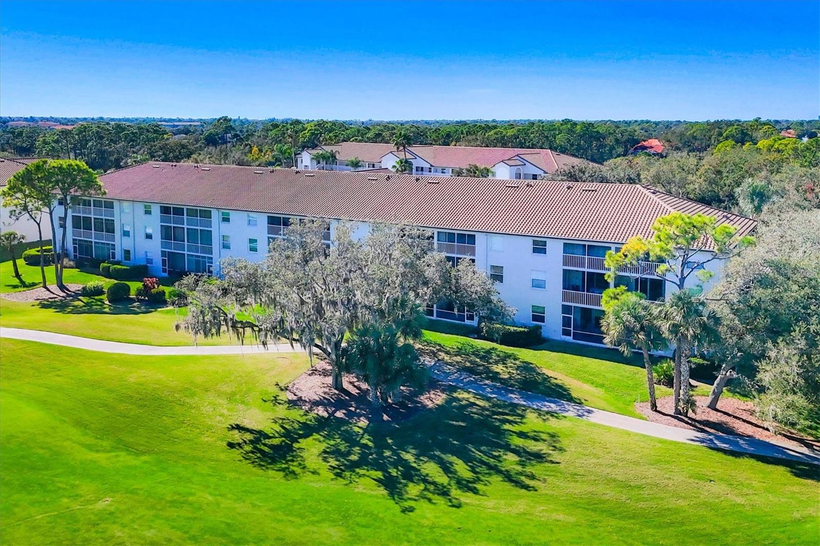 Image 32 of 78 For 8735 Olde Hickory Avenue 8303