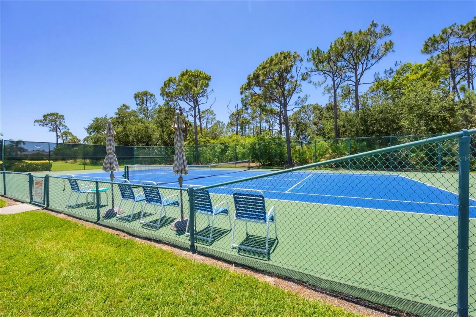 Image 42 of 78 For 8735 Olde Hickory Avenue 8303