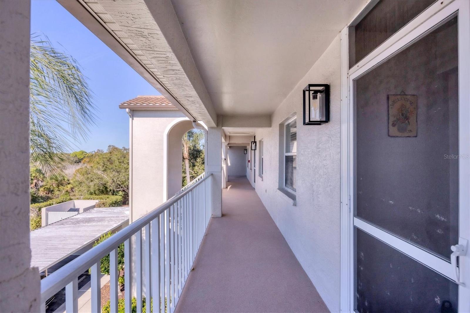 Image 5 of 78 For 8735 Olde Hickory Avenue 8303