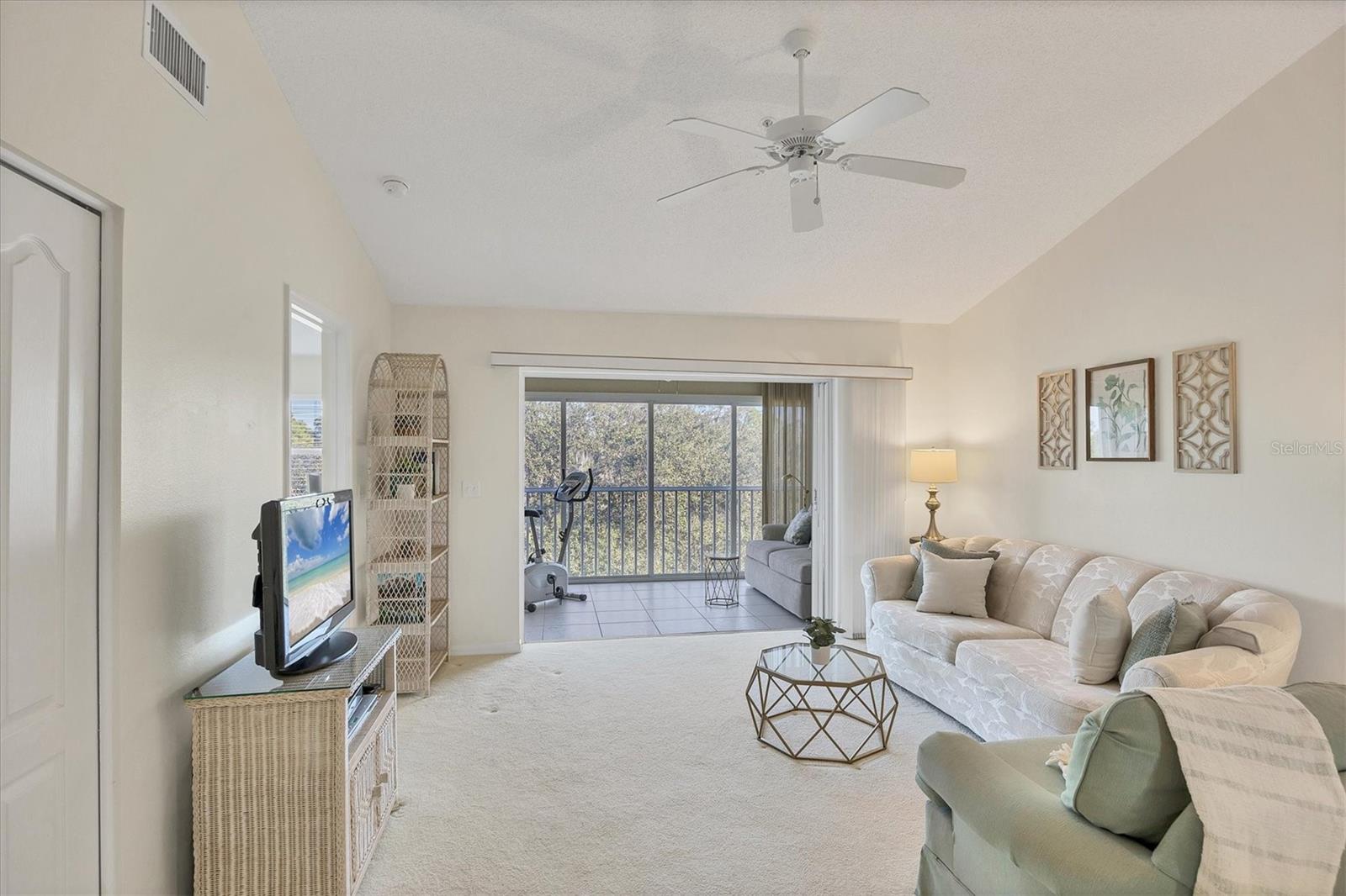 Image 8 of 78 For 8735 Olde Hickory Avenue 8303