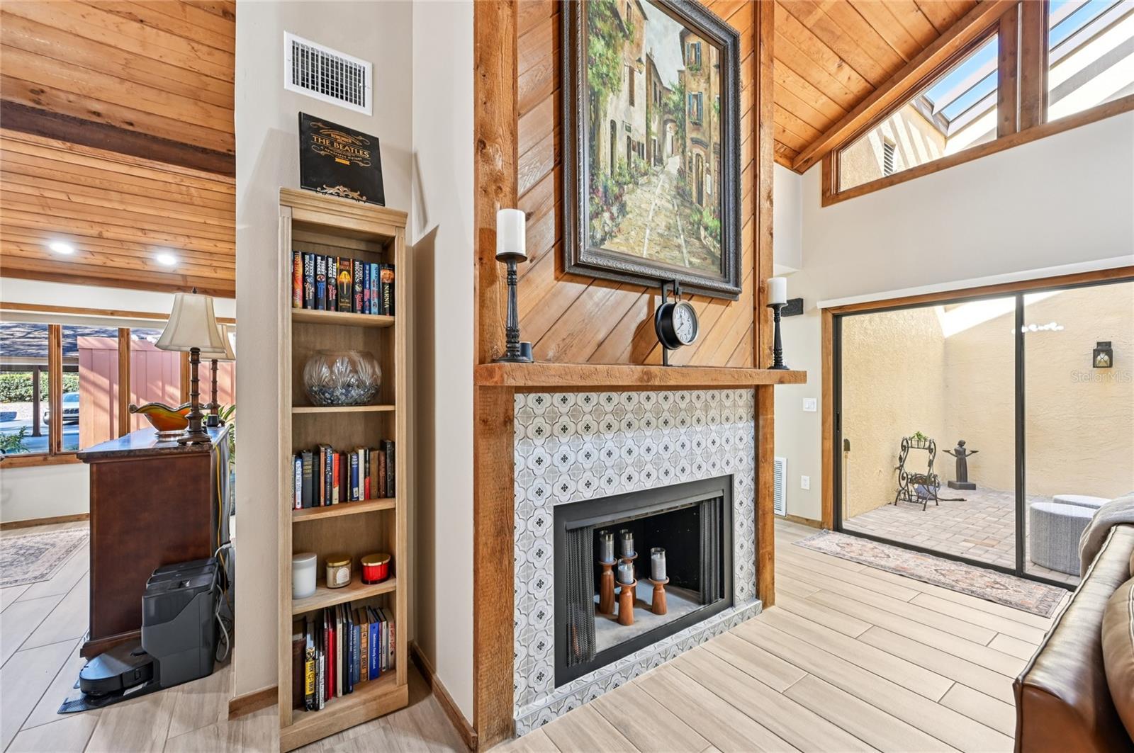 Image 4 of 25 For 7904 4th Avenue W