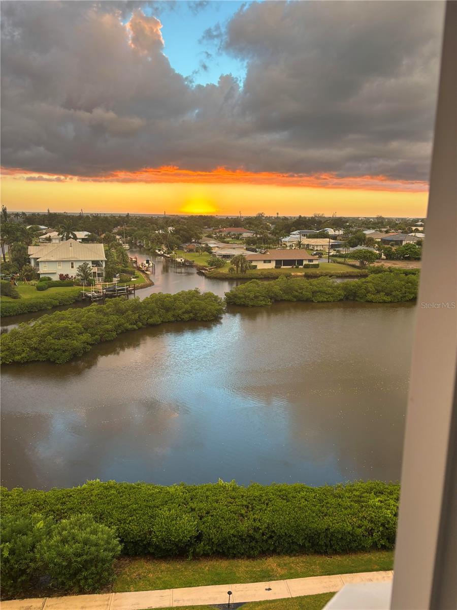 Image 31 of 43 For 6100 Jessie Harbor Drive 603