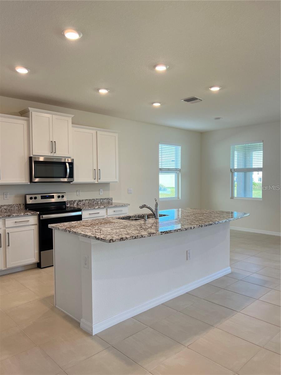 Image 23 of 60 For 10828 Charlotte Drive