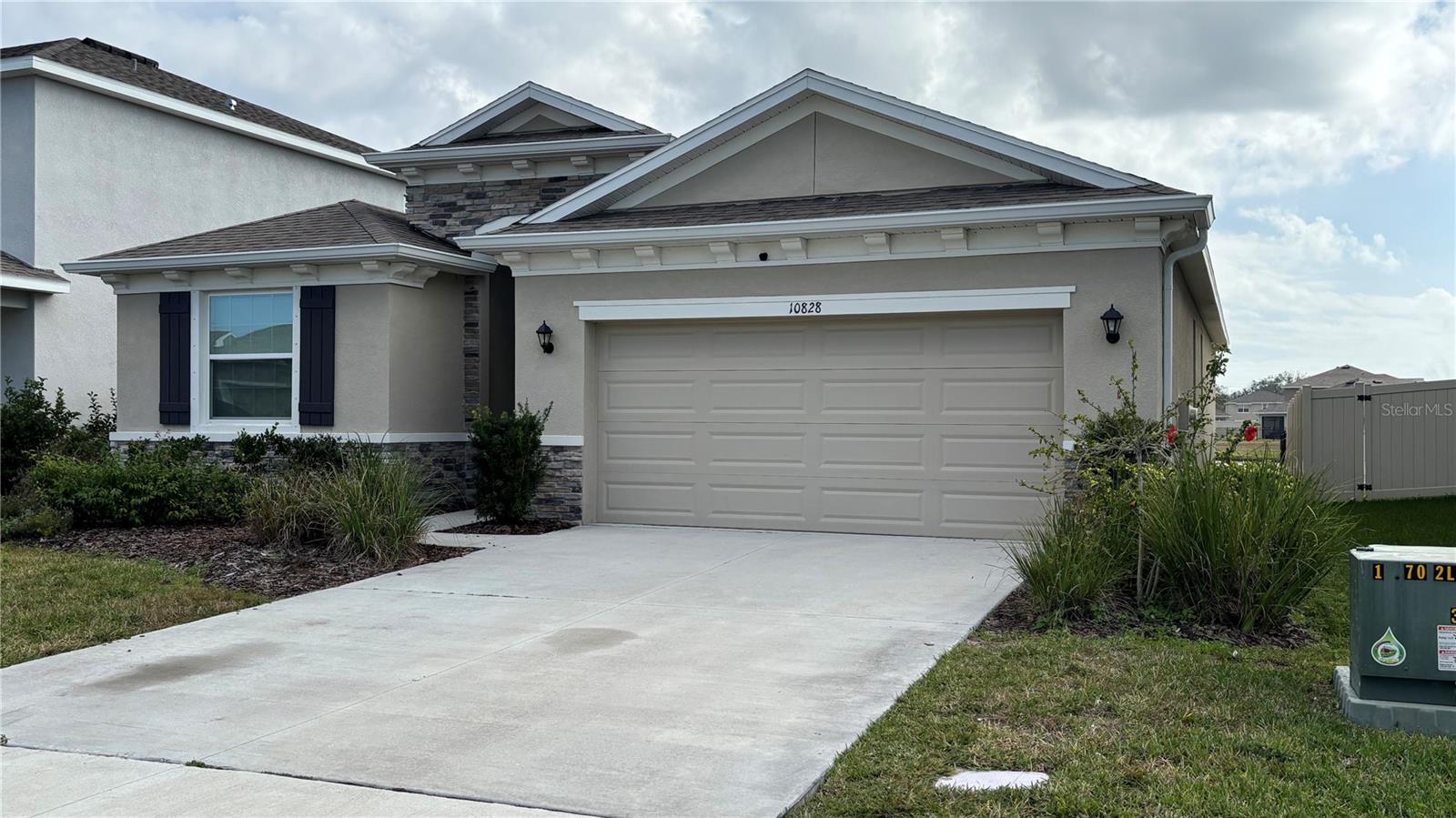 Image 3 of 60 For 10828 Charlotte Drive