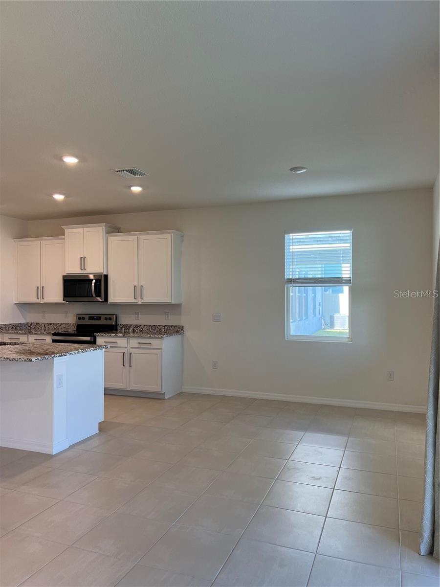 Image 31 of 60 For 10828 Charlotte Drive