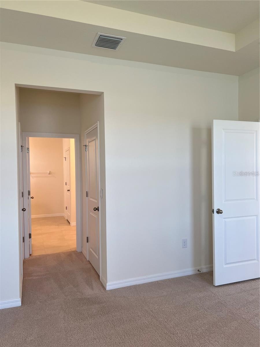 Image 37 of 60 For 10828 Charlotte Drive