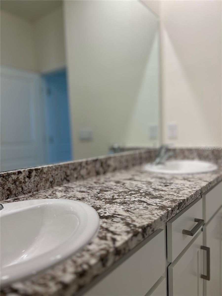 Image 41 of 60 For 10828 Charlotte Drive