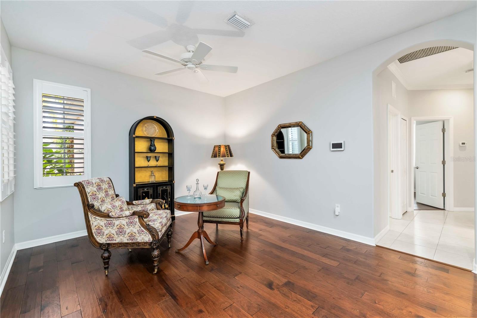 Image 12 of 84 For 7918 Edmonston Circle