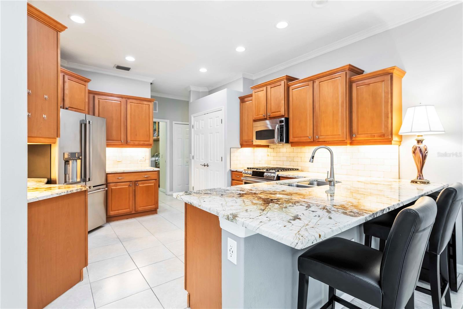 Image 16 of 84 For 7918 Edmonston Circle