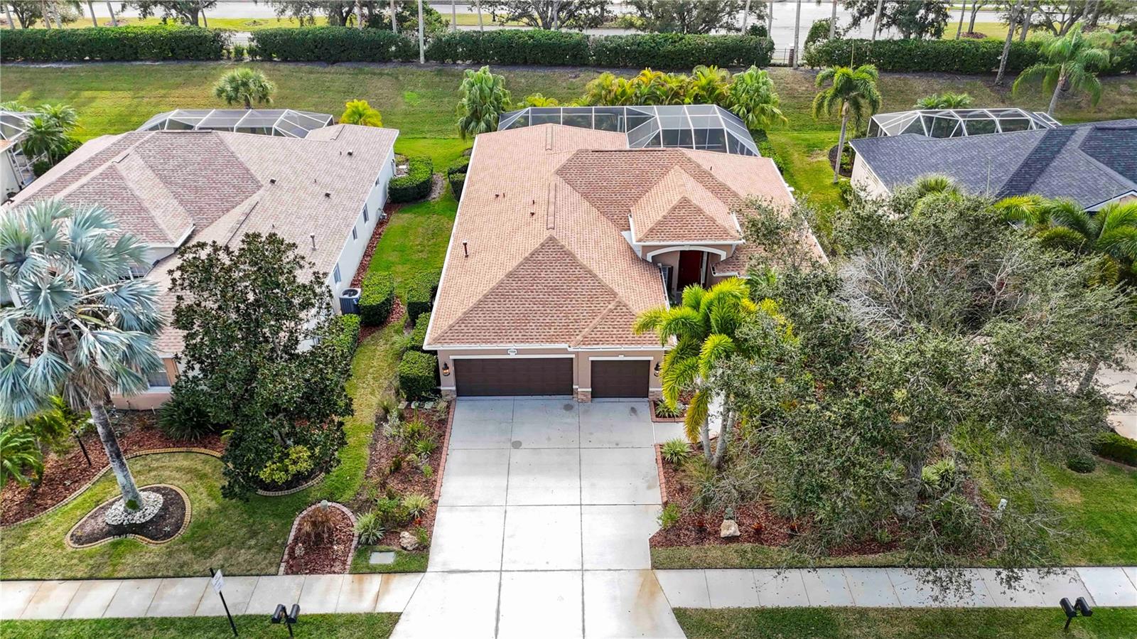 Image 51 of 84 For 7918 Edmonston Circle