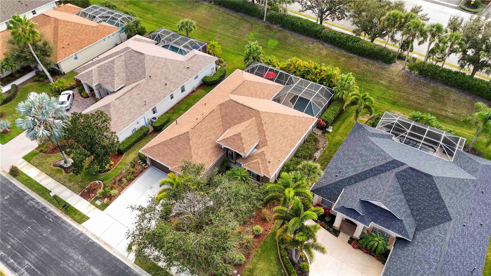 Image 54 of 84 For 7918 Edmonston Circle