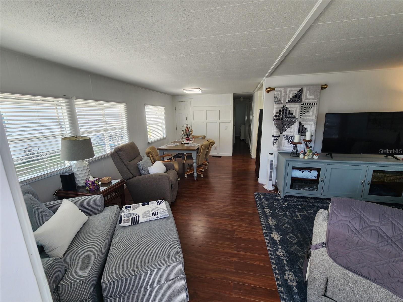 Image 11 of 27 For 2204 17th Street Court W