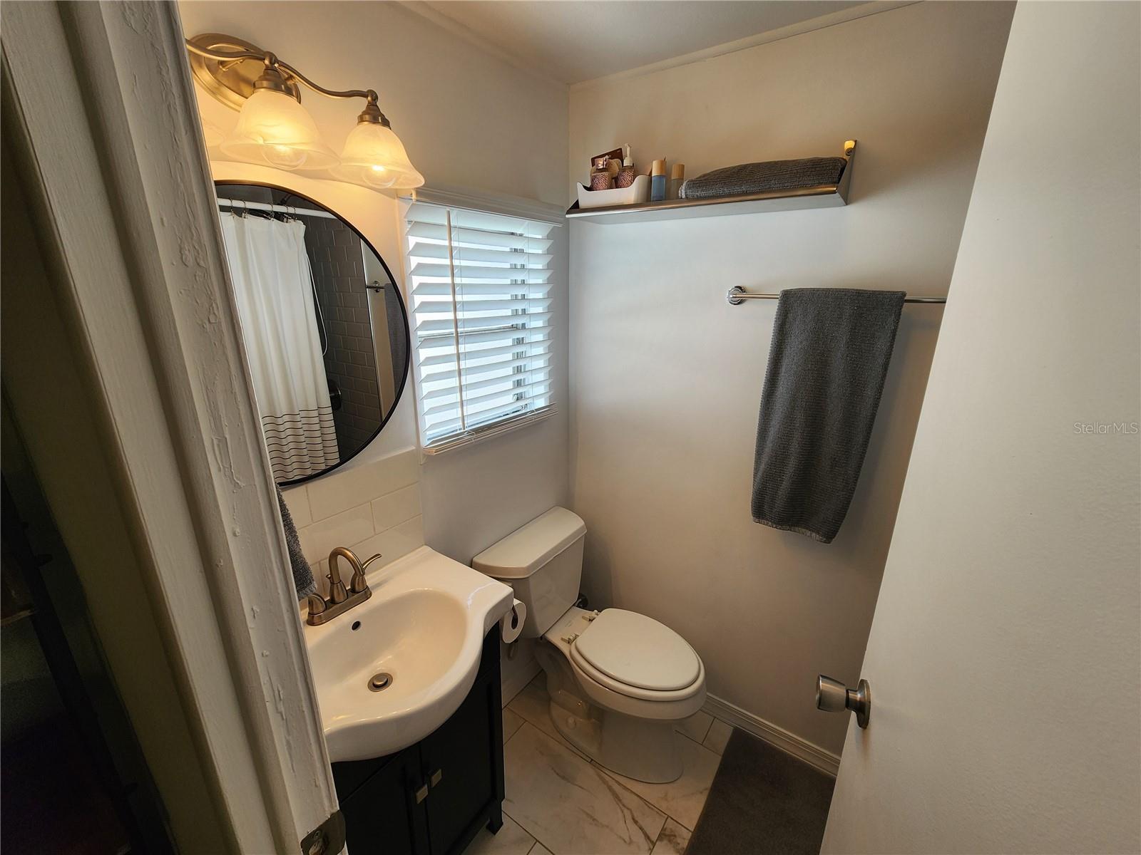 Image 19 of 27 For 2204 17th Street Court W